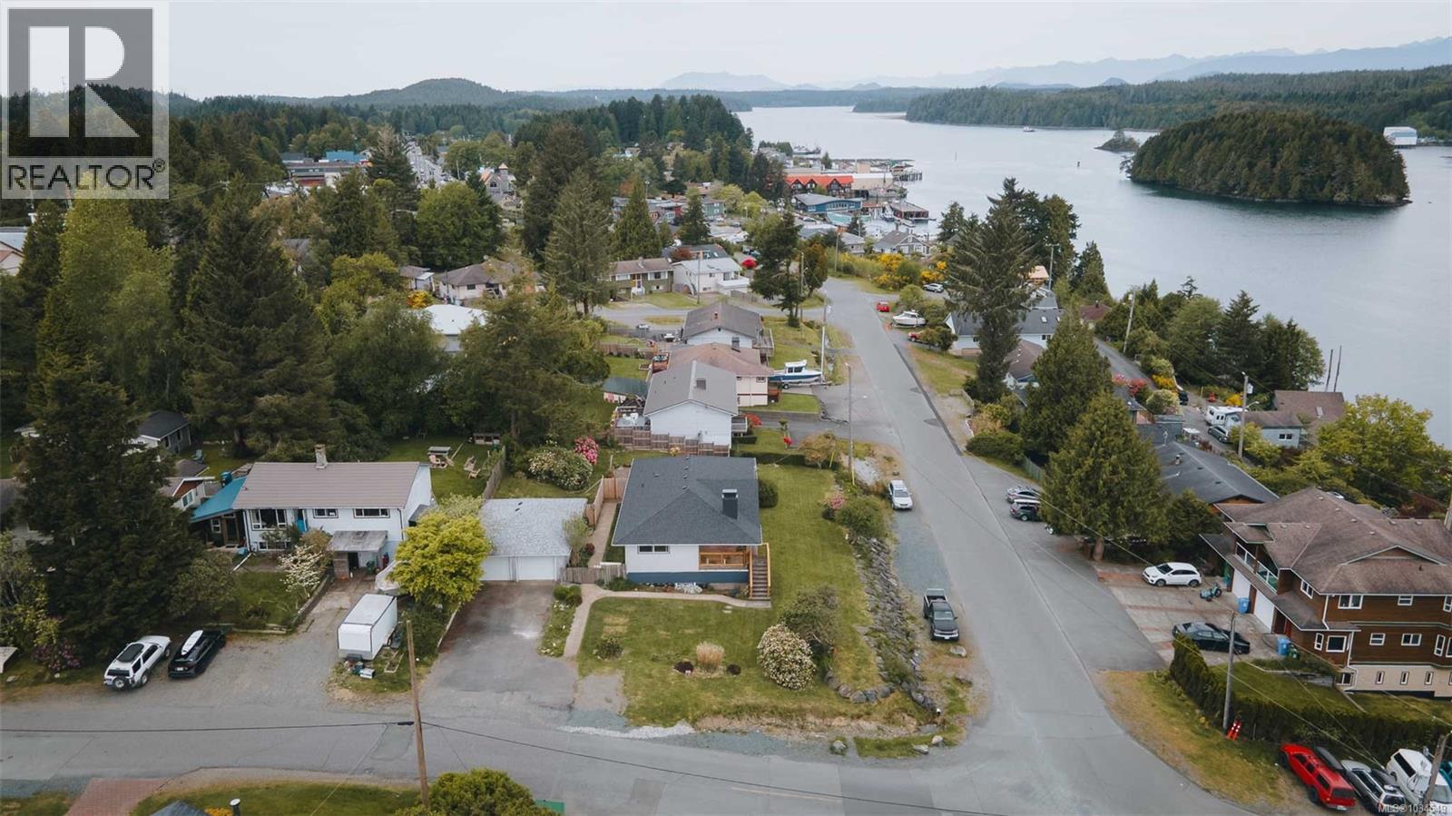 231 Otter St, Ucluelet, British Columbia  V0R 3A0 - Photo 63 - 1034549
