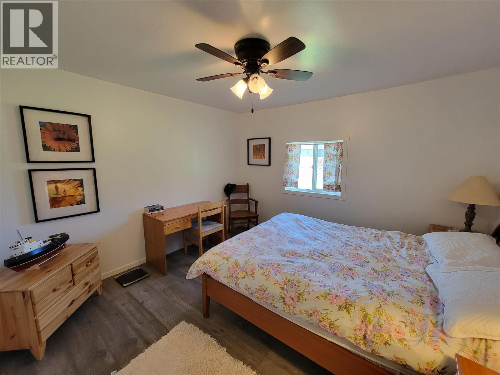 218 10th Avenue, Keremeos, British Columbia  V0X 1N3 - Photo 8 - 10386631