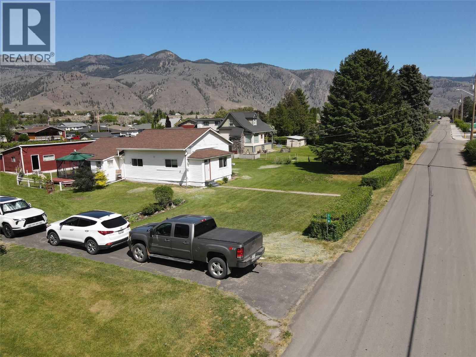 218 10th Avenue, Keremeos, British Columbia  V0X 1N3 - Photo 55 - 10386631