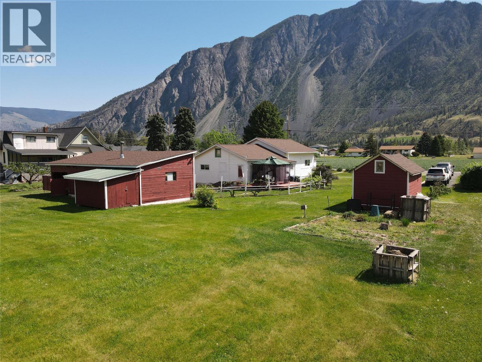 218 10th Avenue, Keremeos, British Columbia  V0X 1N3 - Photo 52 - 10386631