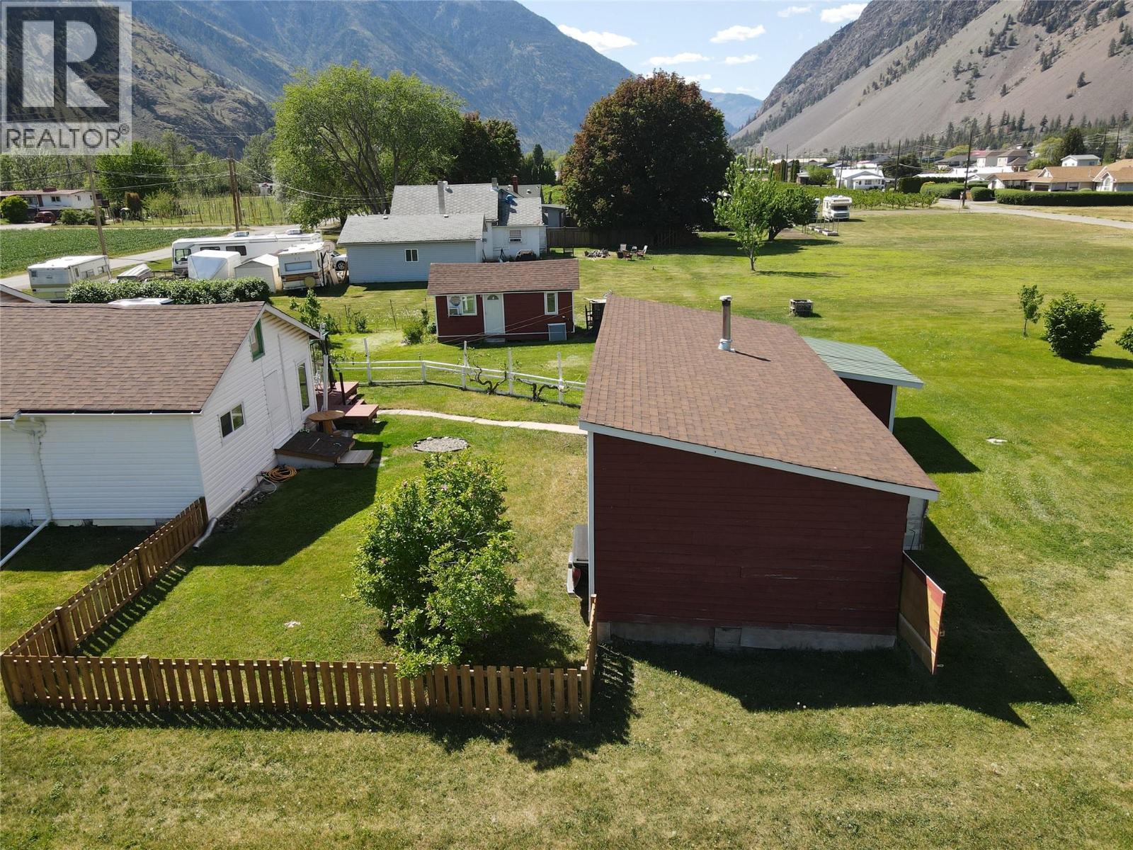 218 10th Avenue, Keremeos, British Columbia  V0X 1N3 - Photo 51 - 10386631