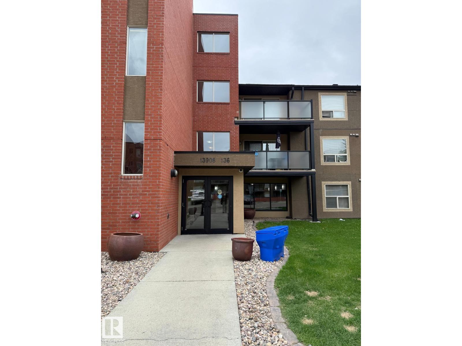 #412 13908 136 St NW, Edmonton, Alberta  T6V 1X4 - Photo 2 - E4488124