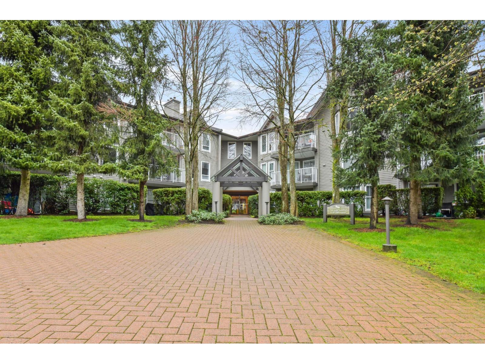 309 15150 108 Avenue, Surrey, British Columbia  V3R 0V1 - Photo 2 - R3104215