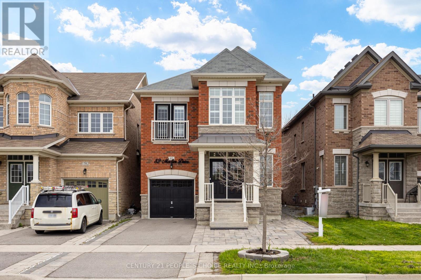 82 MACTIER DRIVE, Vaughan, Ontario