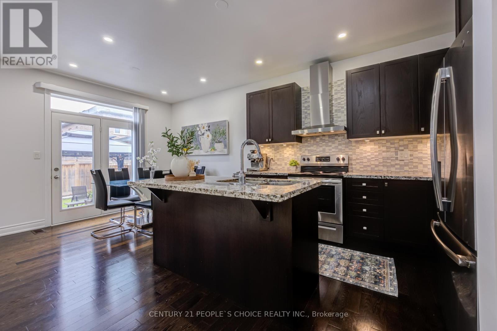 82 Mactier Drive, Vaughan, Ontario  L4H 4L2 - Photo 13 - N13136212
