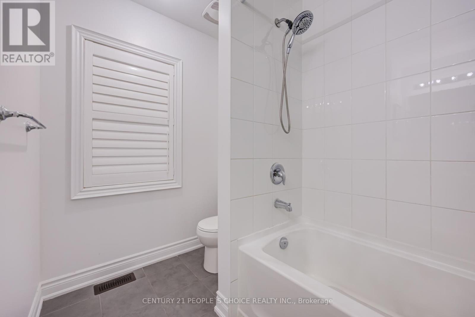 82 Mactier Drive, Vaughan, Ontario  L4H 4L2 - Photo 30 - N13136212