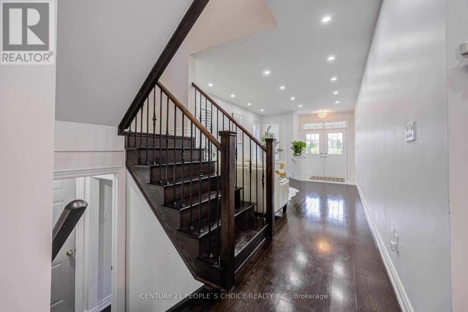 82 Mactier Drive, Vaughan, Ontario  L4H 4L2 - Photo 9 - N13136212