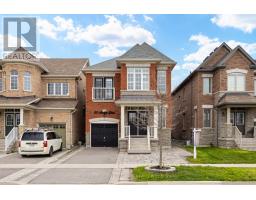 82 MACTIER DRIVE, Vaughan, Ontario