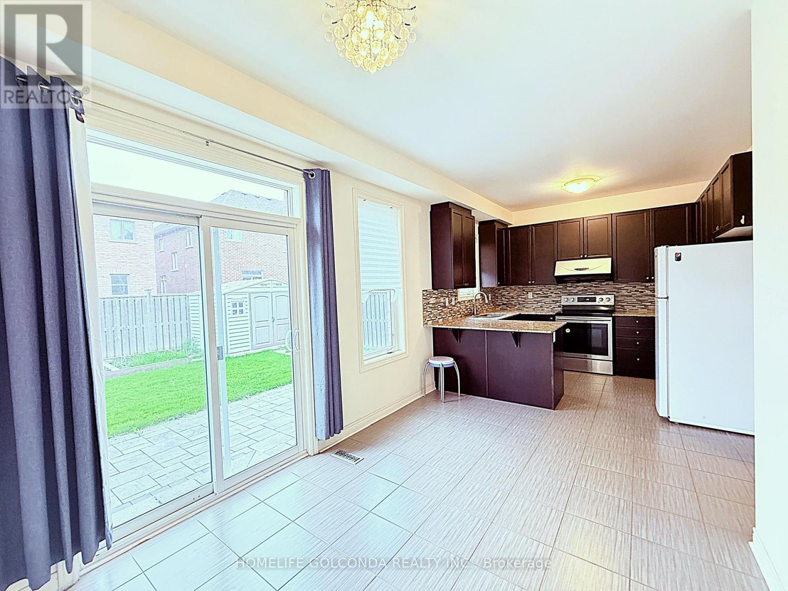 21 Chokecherry Crescent, Markham, Ontario  L6E 0J5 - Photo 9 - N13136310