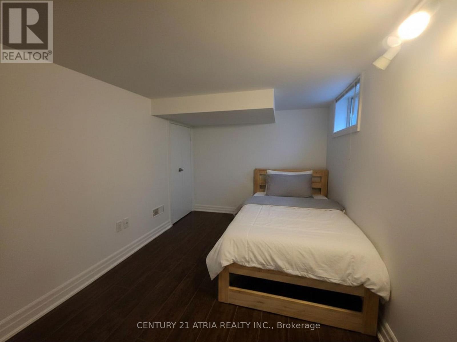Lower - 18 Grandview Avenue, Markham, Ontario  L3T 1G8 - Photo 7 - N13136394