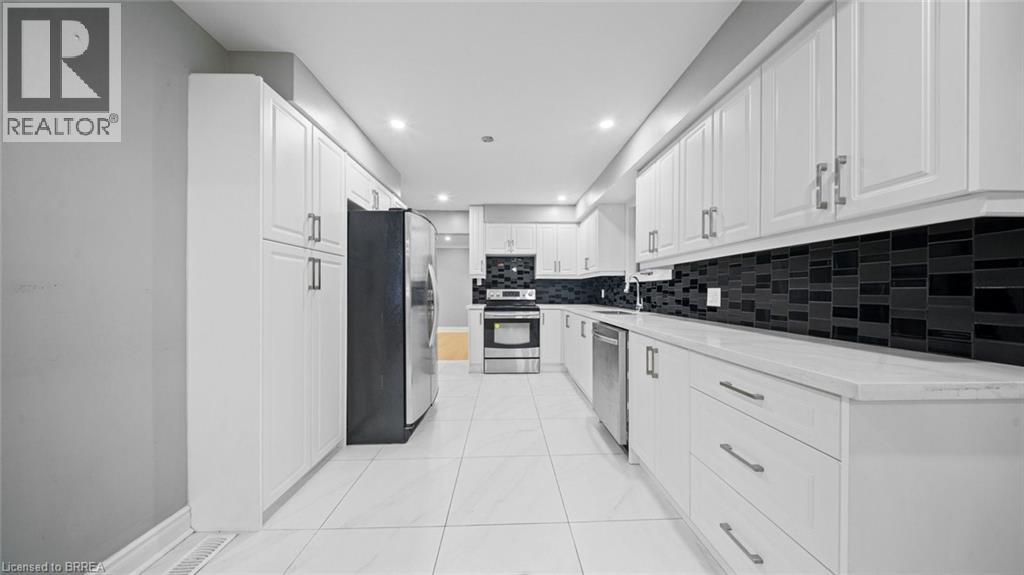 279 Cockshutt Road, Brantford, Ontario  N3T 5L6 - Photo 10 - 40830751