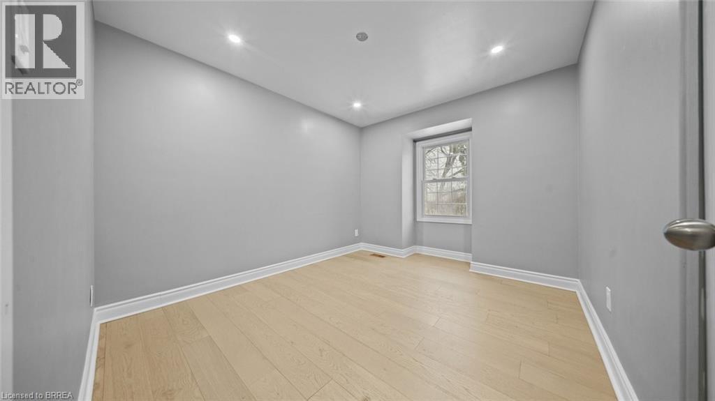 279 Cockshutt Road, Brantford, Ontario  N3T 5L6 - Photo 21 - 40830751