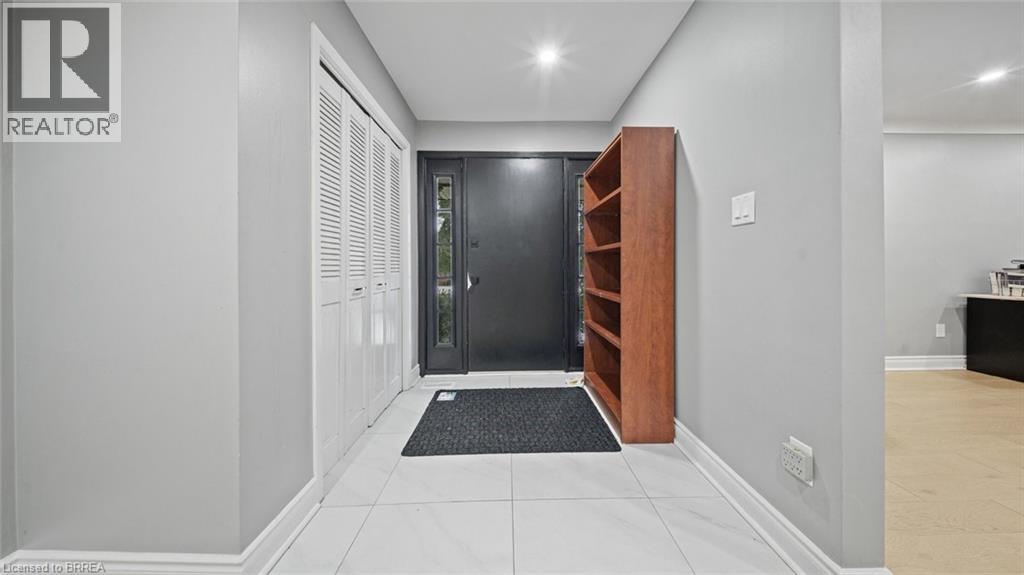 279 Cockshutt Road, Brantford, Ontario  N3T 5L6 - Photo 6 - 40830751