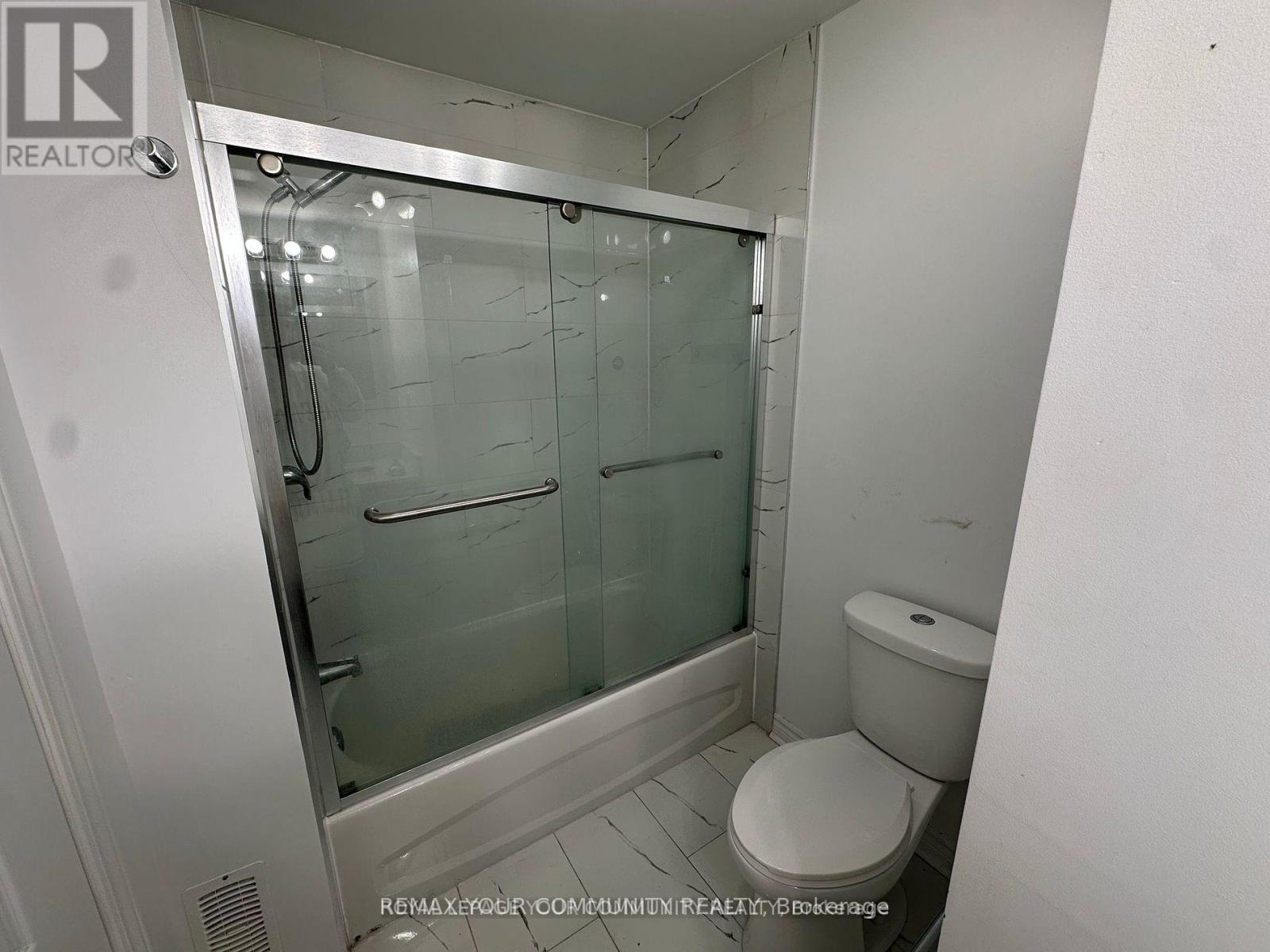 945 Yonge Street, Barrie, Ontario  L9J 0E6 - Photo 13 - S13136176
