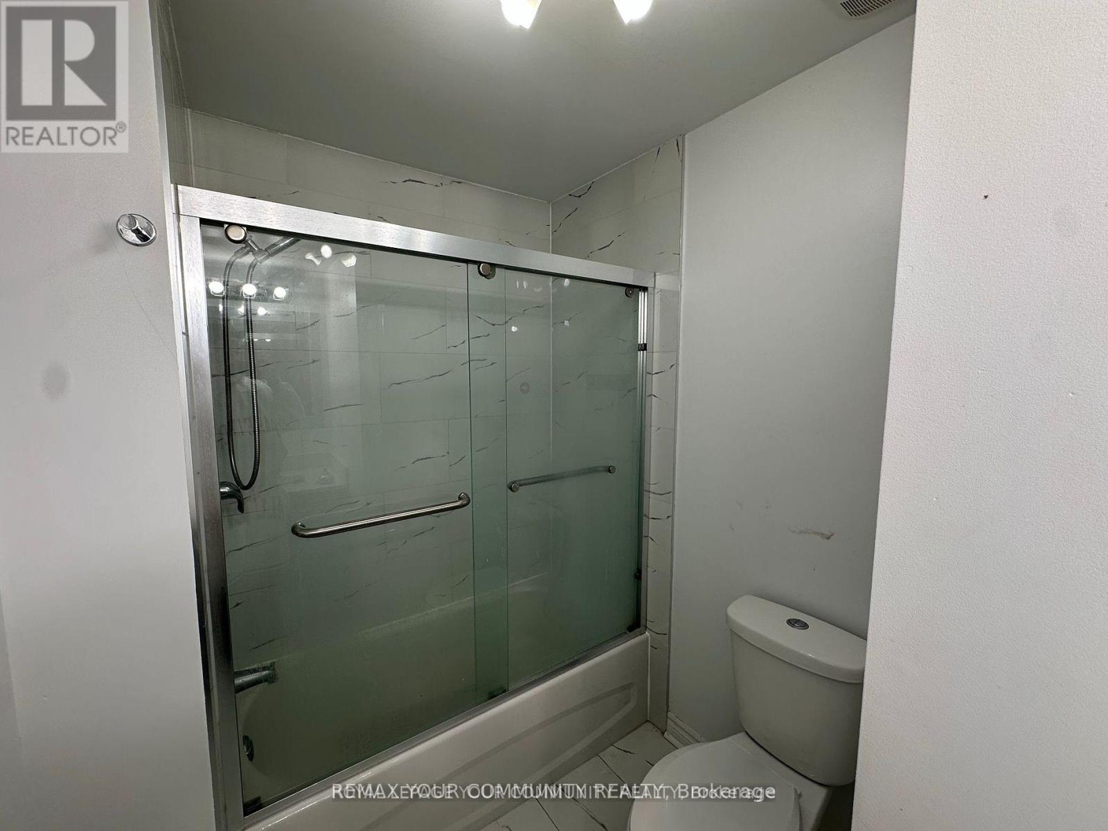 945 Yonge Street, Barrie, Ontario  L9J 0E6 - Photo 14 - S13136176