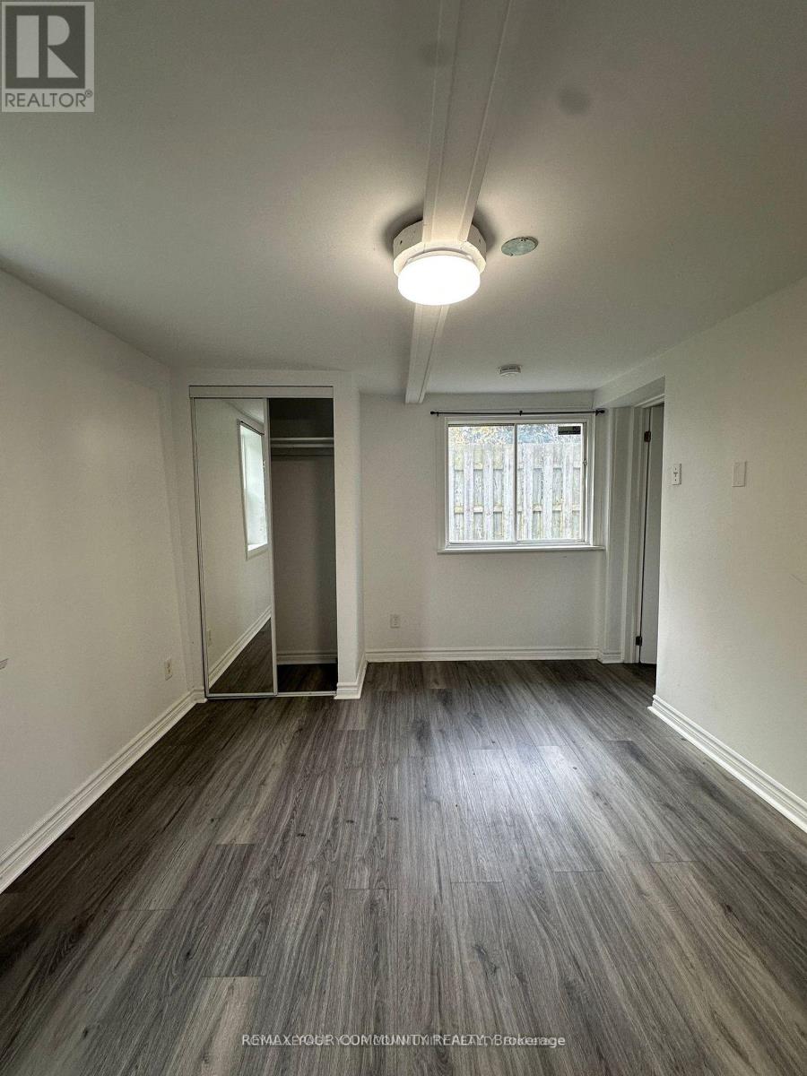 945 Yonge Street, Barrie, Ontario  L9J 0E6 - Photo 17 - S13136176