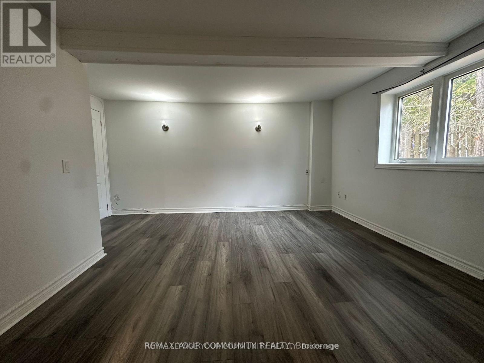 945 Yonge Street, Barrie, Ontario  L9J 0E6 - Photo 18 - S13136176