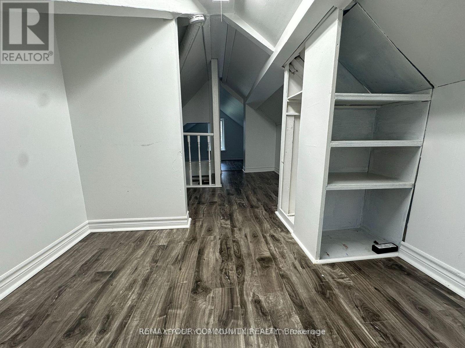 945 Yonge Street, Barrie, Ontario  L9J 0E6 - Photo 7 - S13136176