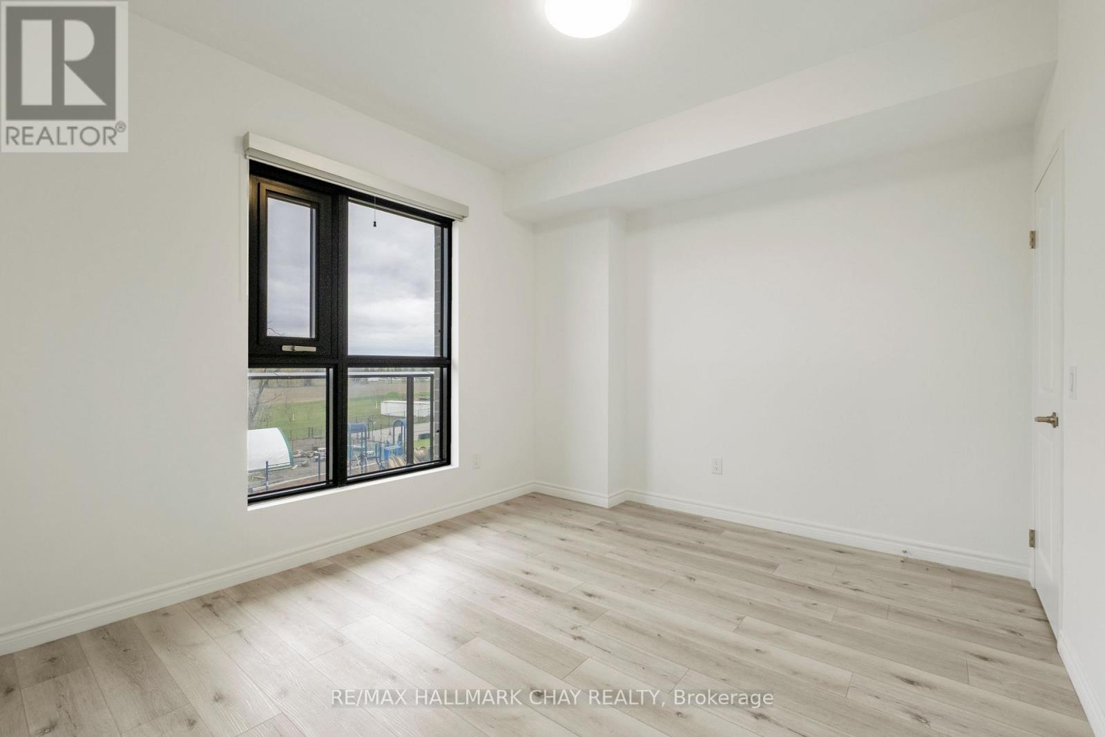 311 - 30 Hanmer Street W, Barrie (West Bayfield), Ontario  L4N 0J8 - Photo 18 - S13136274