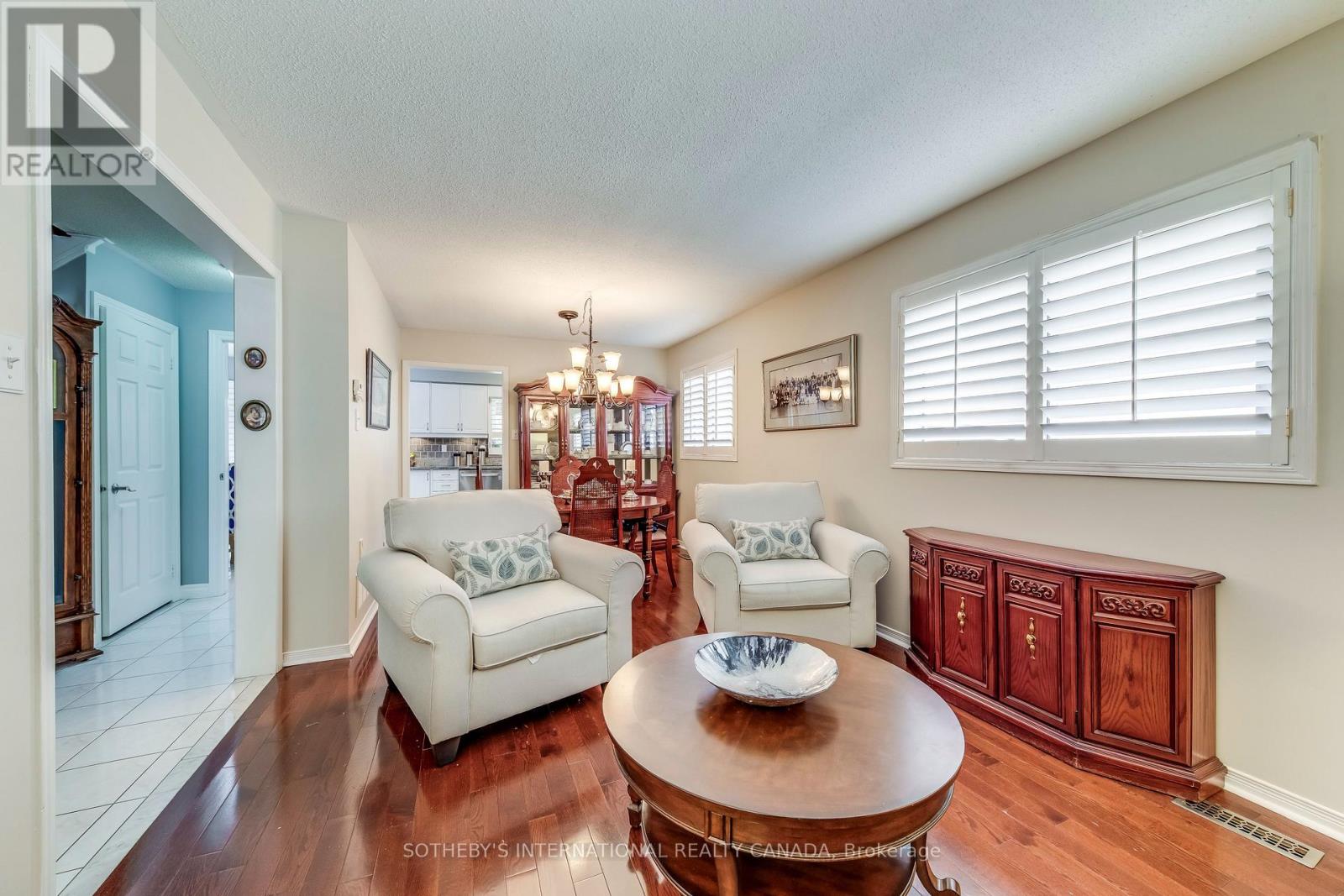 2294 Dale Ridge Drive, Oakville, Ontario  L6M 3L5 - Photo 12 - W13136354