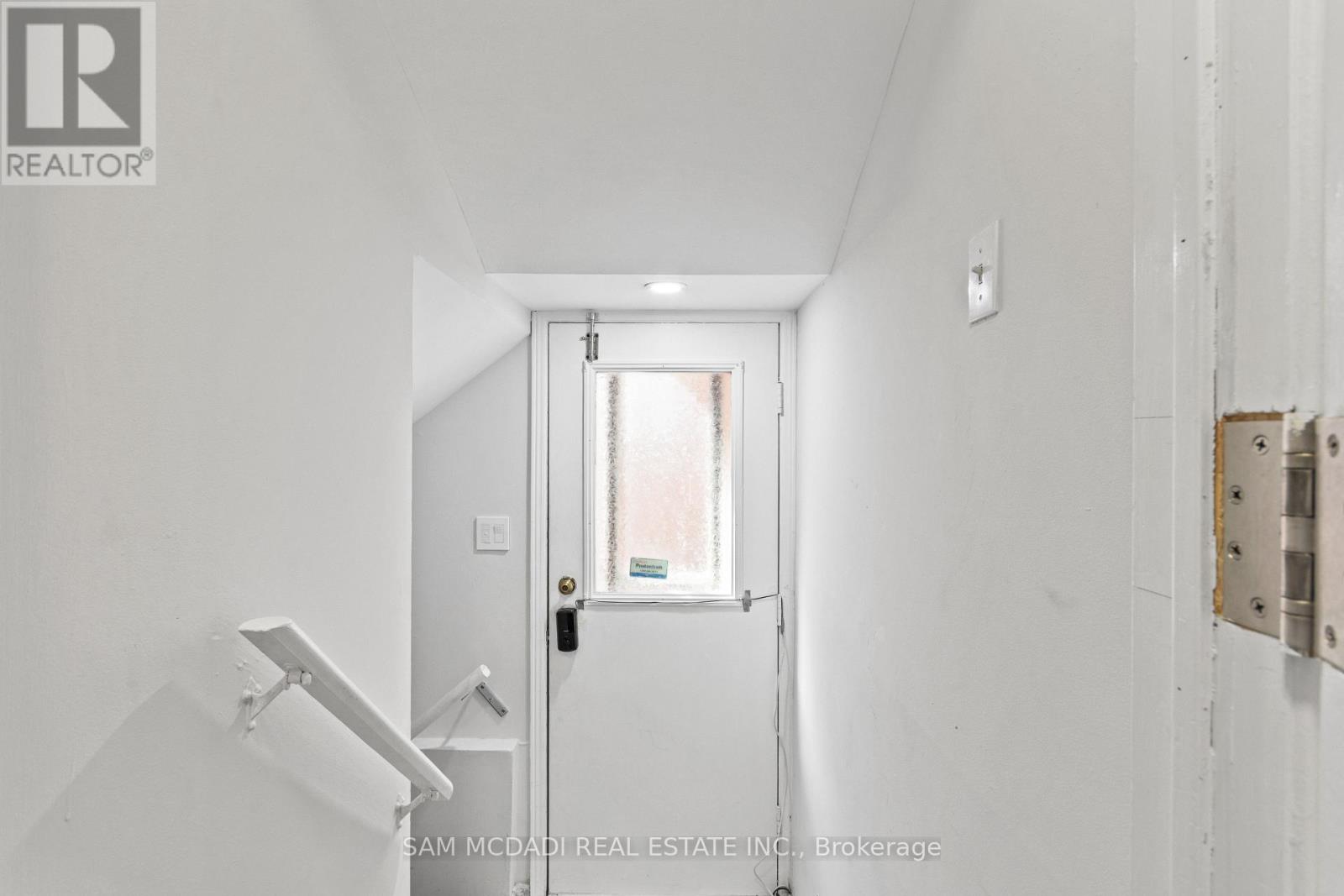 6282 Camgreen Circle, Mississauga, Ontario  L5N 4M6 - Photo 13 - W13136446