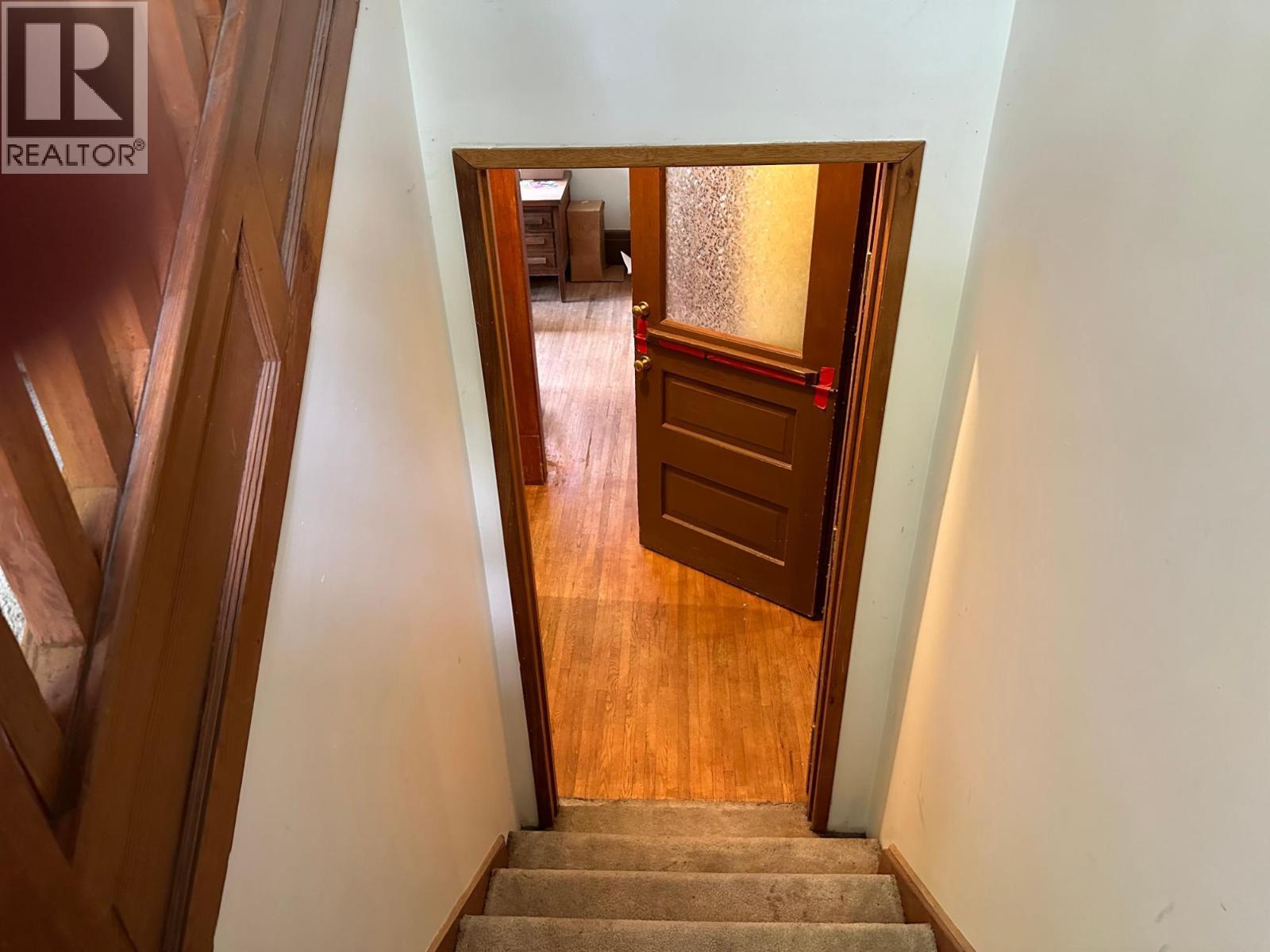 815 Baker Street, Nelson, British Columbia  V1L 4J8 - Photo 15 - 10387676