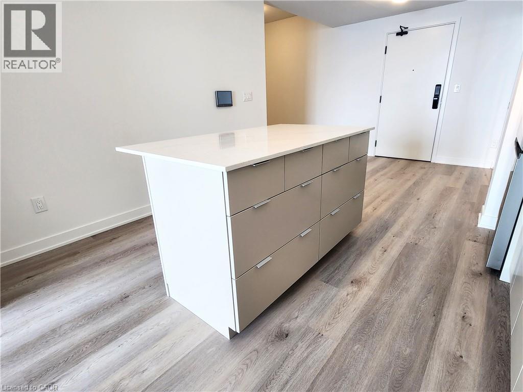 2075 Lakeshore Road Unit# 1006, Burlington, Ontario  L7R 0H3 - Photo 13 - 40830797