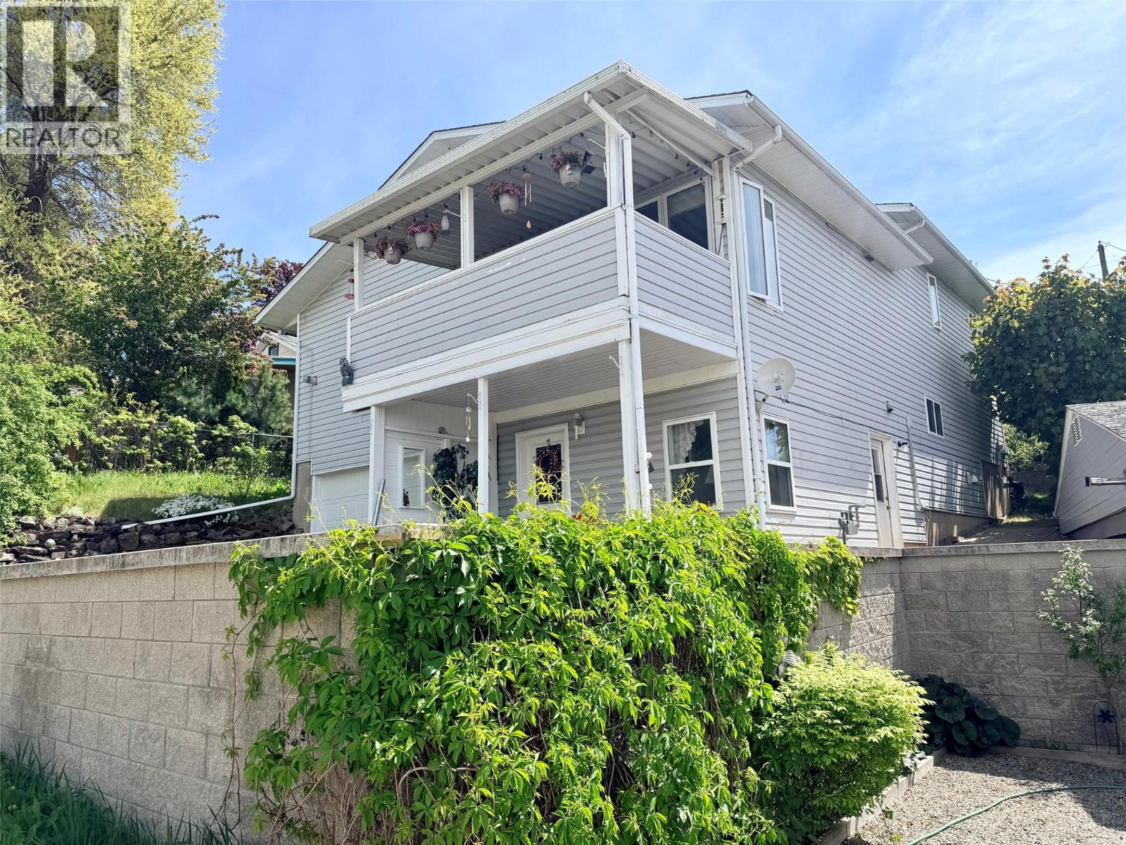 622 Regina Street, Creston, British Columbia  V0B 1G4 - Photo 2 - 10387407