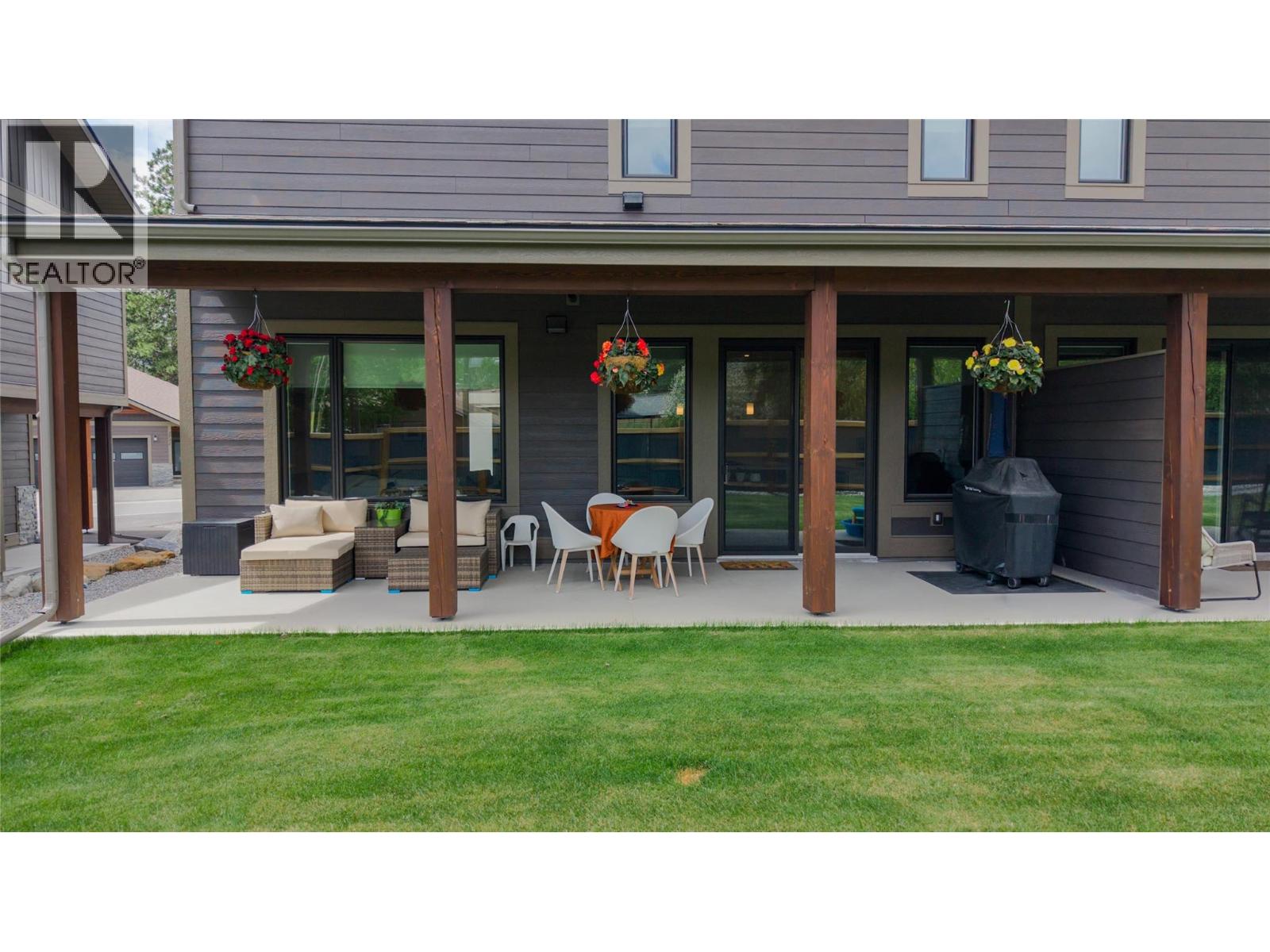 2724 Huckleberry Lane, Kimberley, British Columbia V1A 3E4 - Photo 3 - 10387619