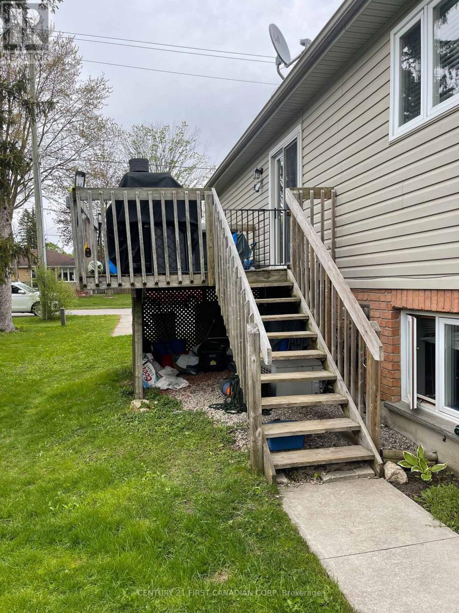196 Adelaide Street, Strathroy-Caradoc, Ontario  N7G 2V5 - Photo 5 - X13136492