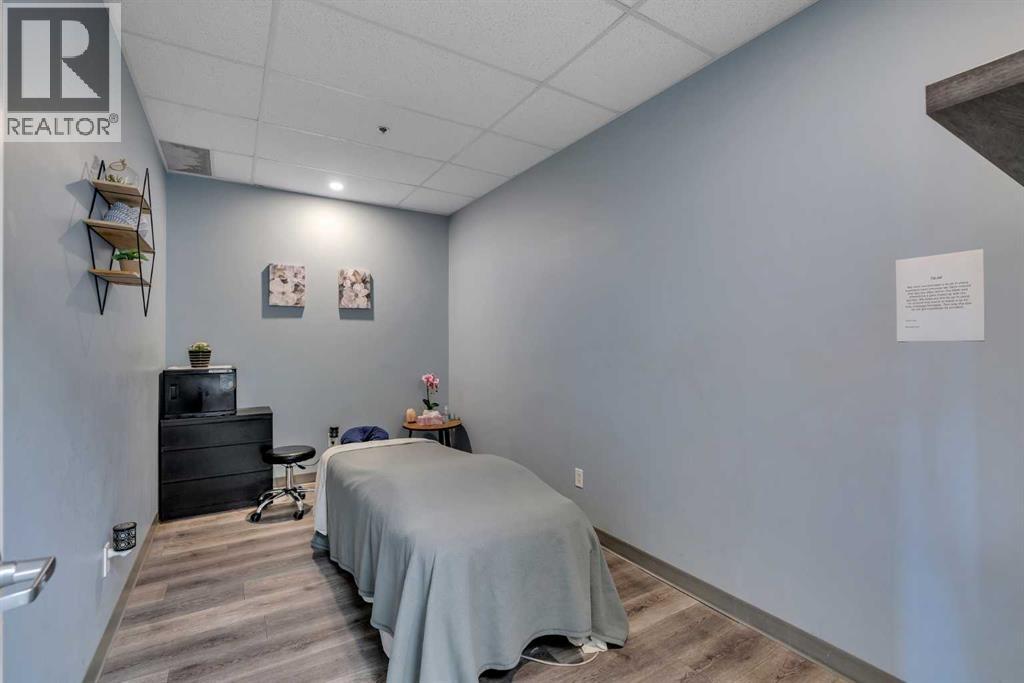 220, 20 Saddlestone Drive NE, Calgary, Alberta  T3J 0W8 - Photo 15 - A2310049
