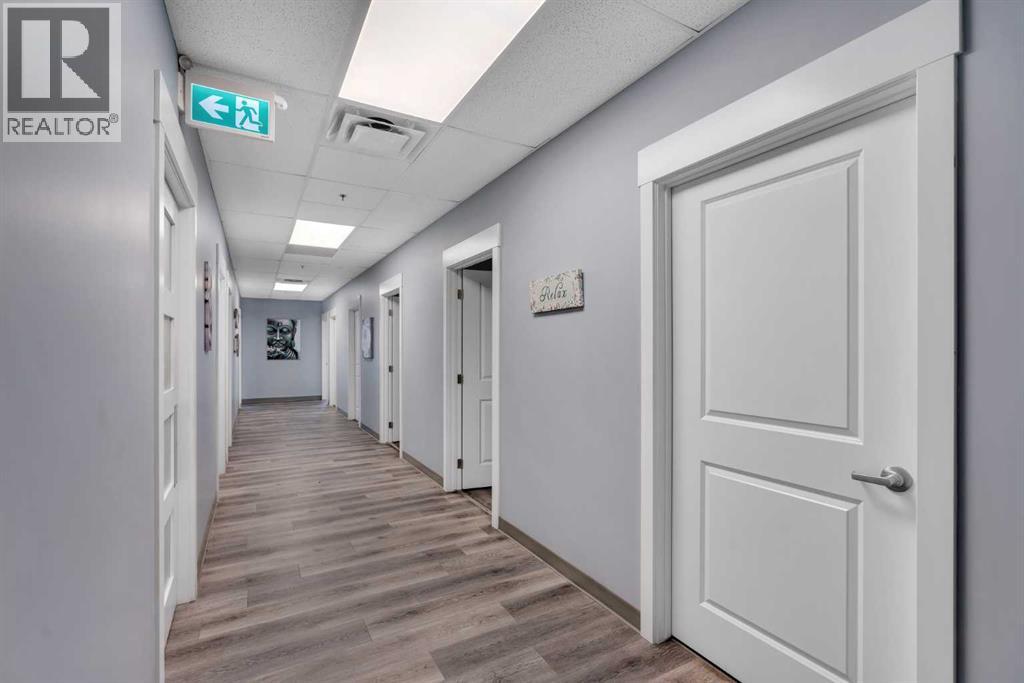 220, 20 Saddlestone Drive NE, Calgary, Alberta  T3J 0W8 - Photo 11 - A2310049