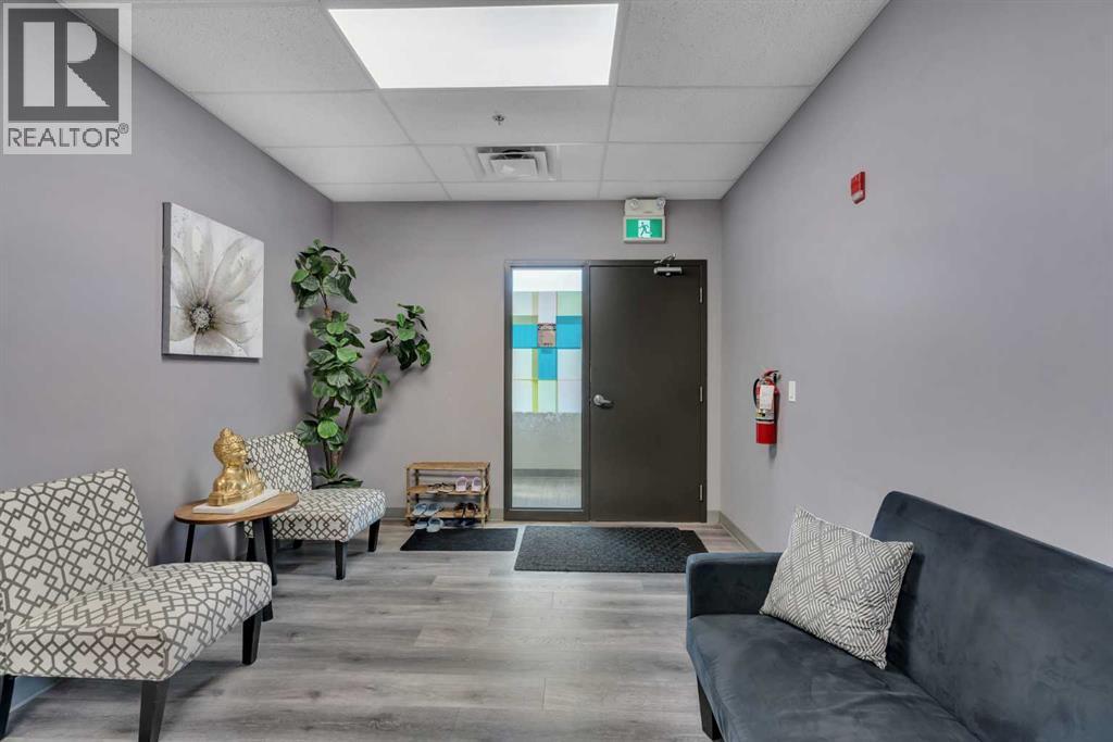 220, 20 Saddlestone Drive NE, Calgary, Alberta  T3J 0W8 - Photo 6 - A2310049
