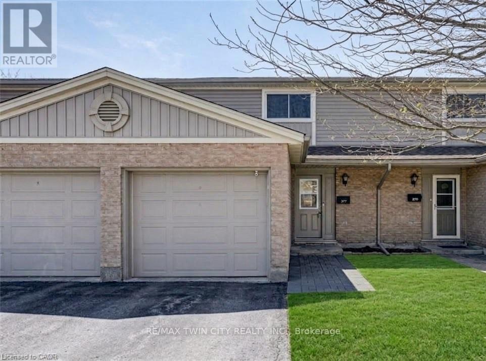 277 Pioneer Drive, Kitchener, Ontario N2P 1M9 - Photo 1 - X13136466