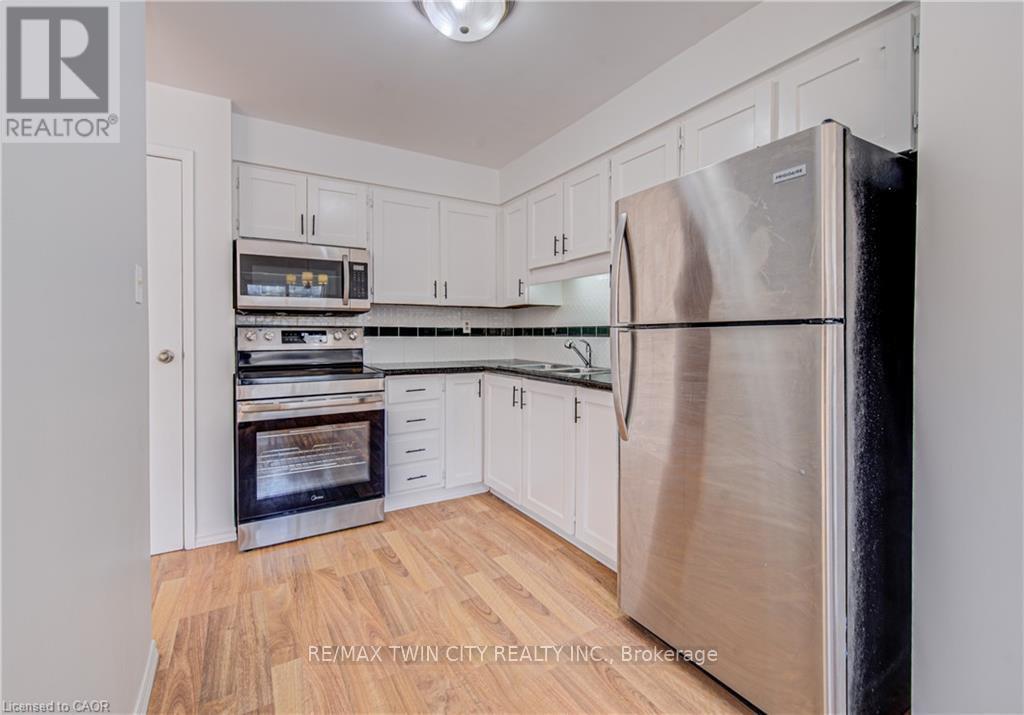 277 Pioneer Drive, Kitchener, Ontario N2P 1M9 - Photo 11 - X13136466