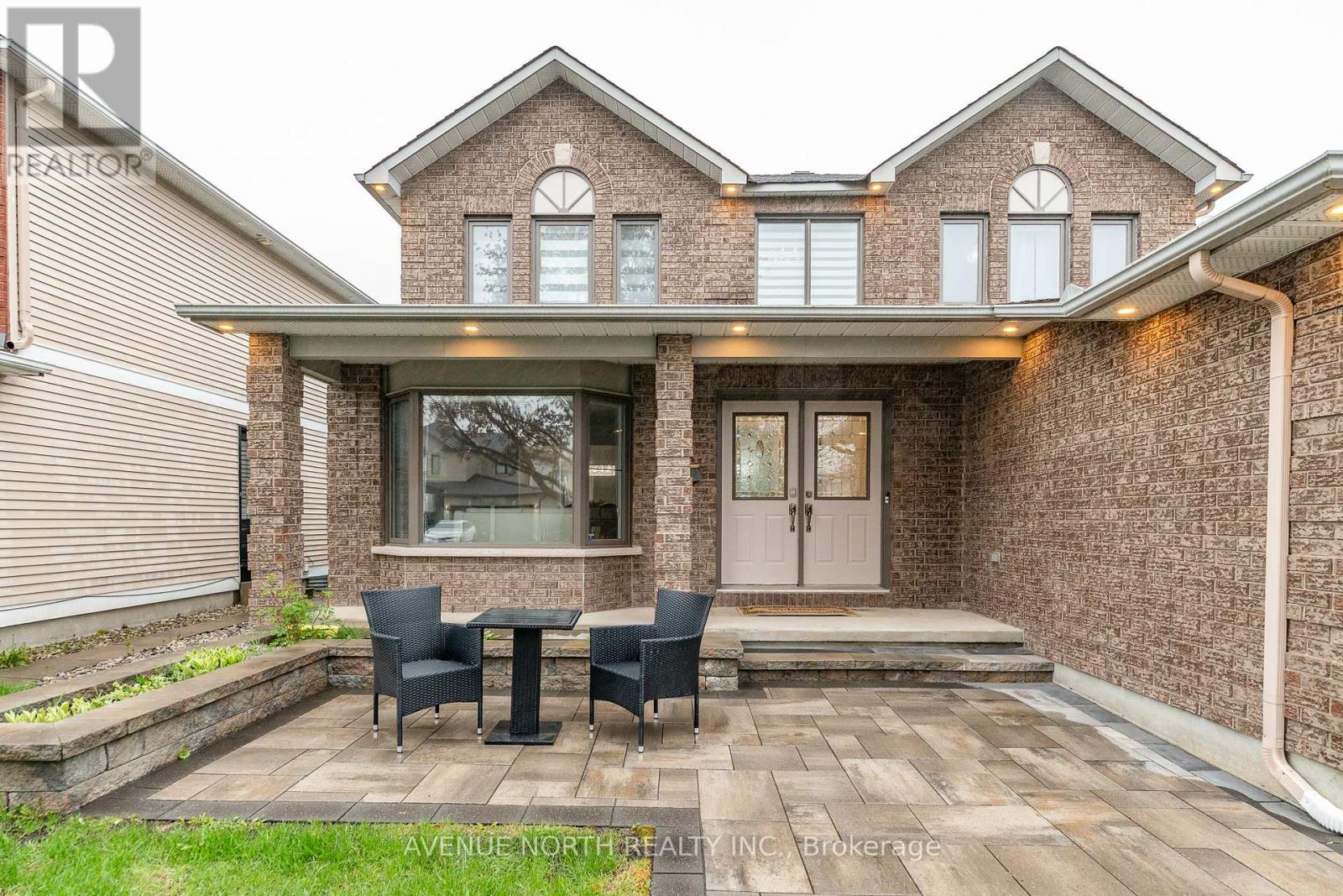 21 Sai Crescent, Ottawa, Ontario  K1G 5N7 - Photo 2 - X13136554