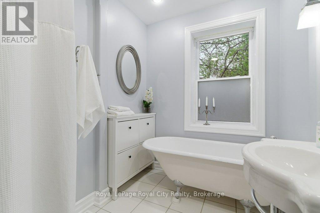 554 Woolwich Street, Guelph, Ontario  N1H 3Y2 - Photo 28 - X13133734