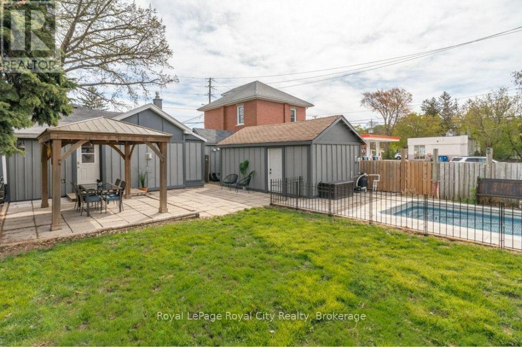 554 Woolwich Street, Guelph (Exhibition Park), Ontario  N1H 3Y2 - Photo 43 - X13133734