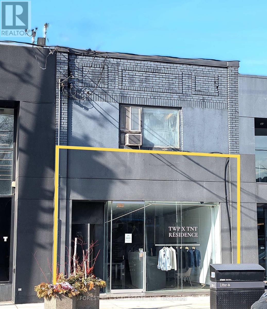392 EGLINTON AVENUE W, Toronto, Ontario