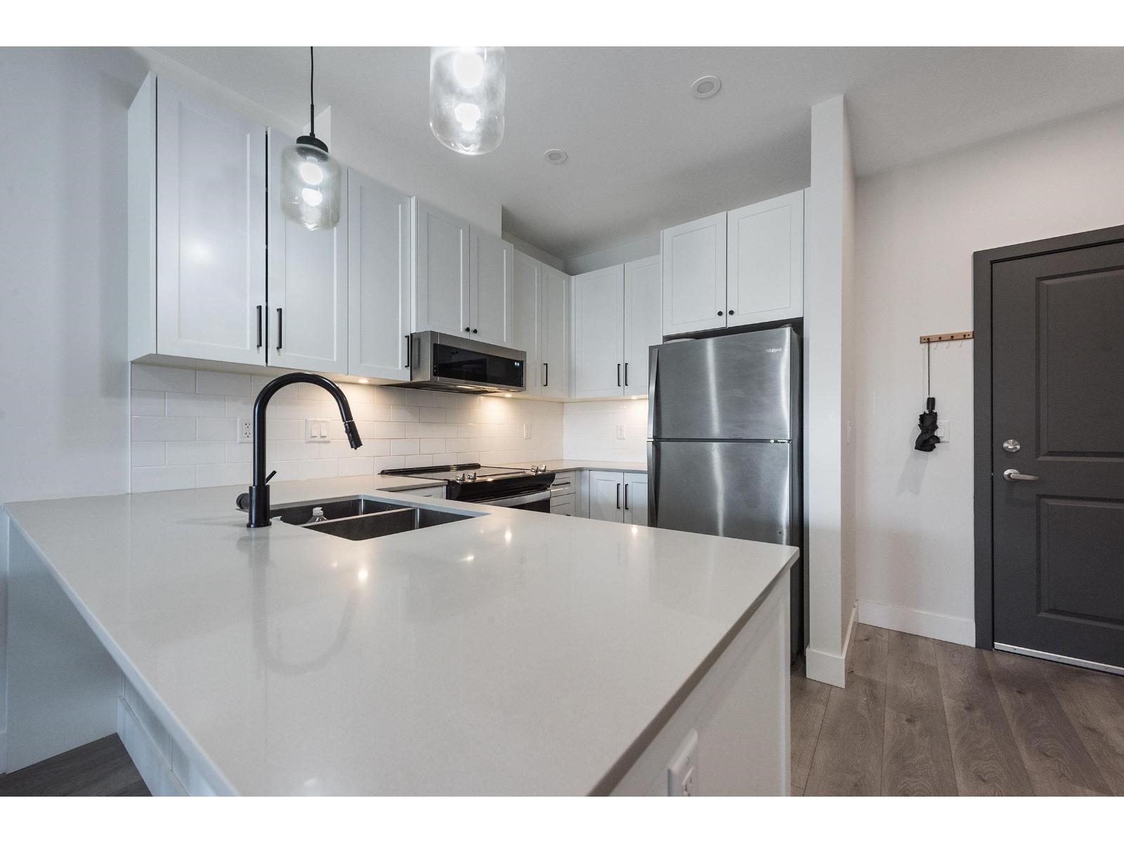 208 6045 Chilliwack River Road, Sardis South, Chilliwack, British Columbia  V2R 6E5 - Photo 3 - R3123870