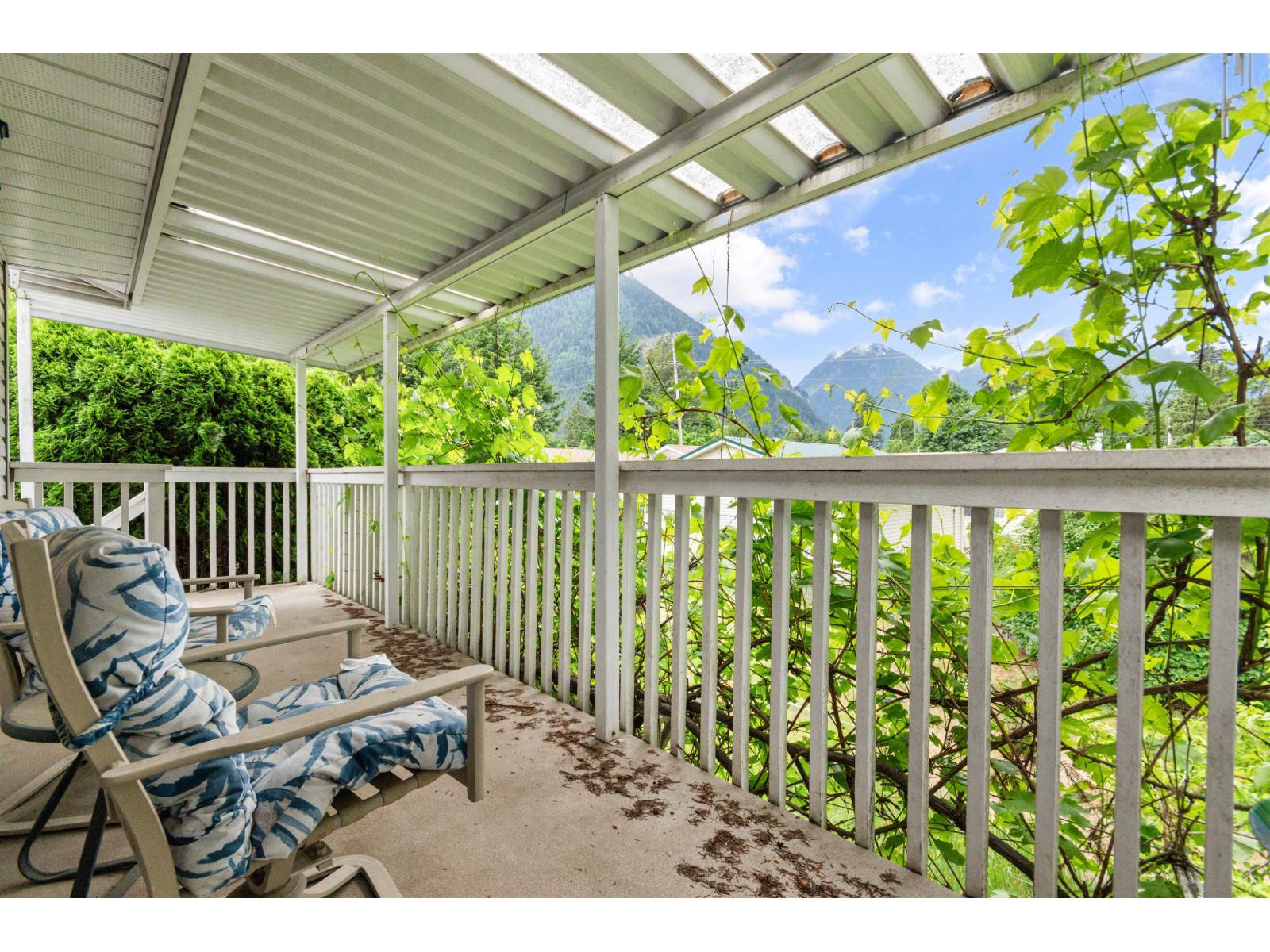 770 Olson Avenue, Hope, Hope, British Columbia  V0X 1L0 - Photo 31 - R3124332