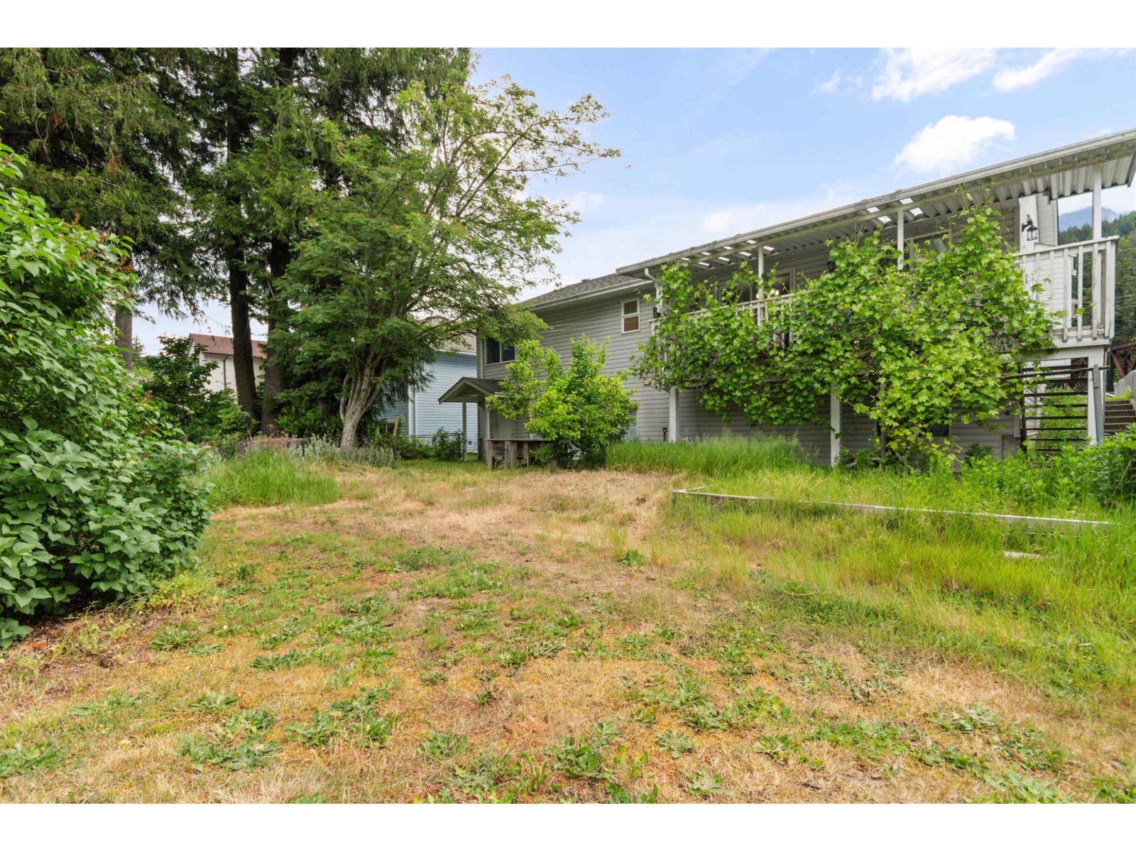 770 Olson Avenue, Hope, Hope, British Columbia  V0X 1L0 - Photo 34 - R3124332