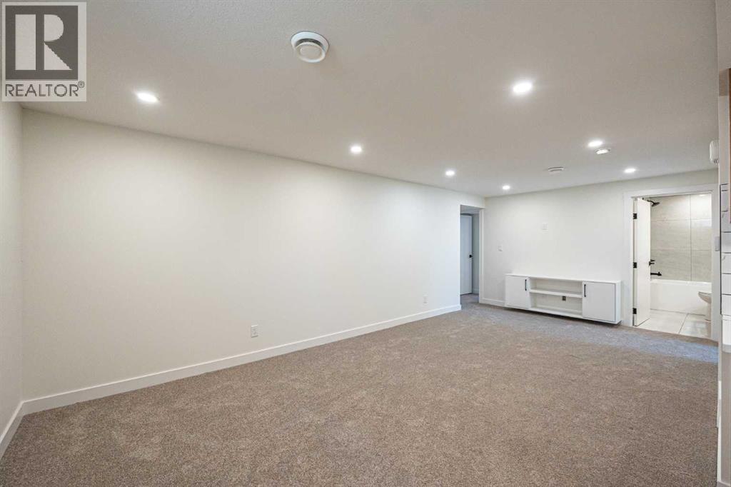 176 Huntchester Crescent NE, Calgary, Alberta  t2k 5e9 - Photo 31 - A2311767