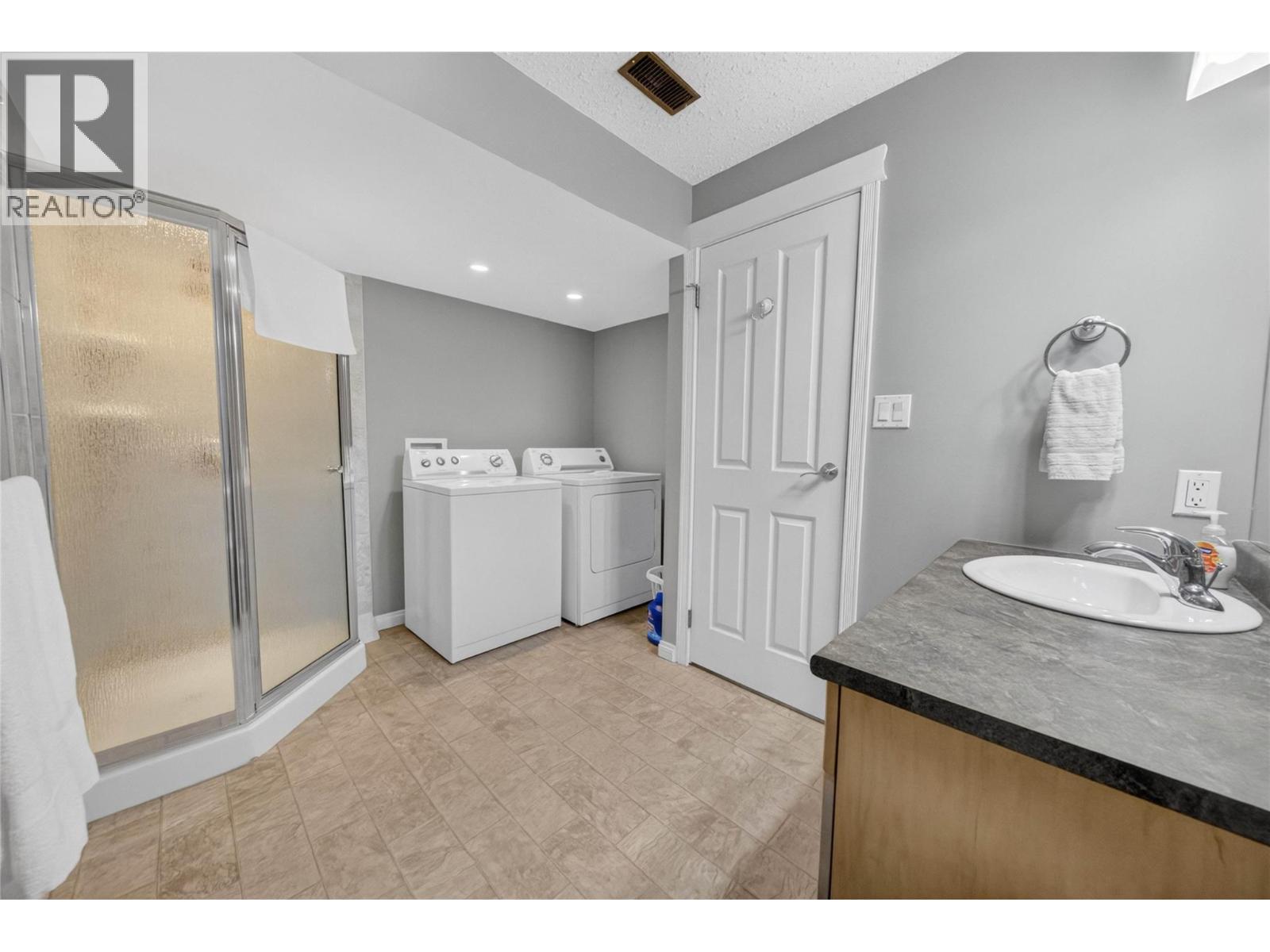 984 Dewdney Way, Kimberley, British Columbia V1A 3E9 - Photo 34 - 10387662