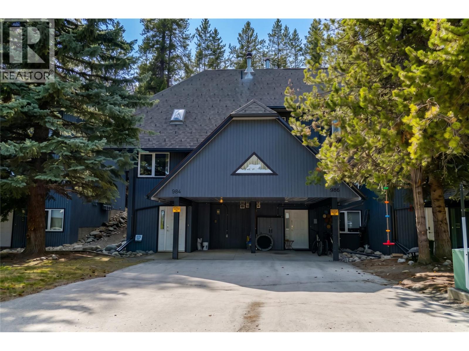 984 Dewdney Way, Kimberley, British Columbia V1A 3E9 - Photo 1 - 10387662