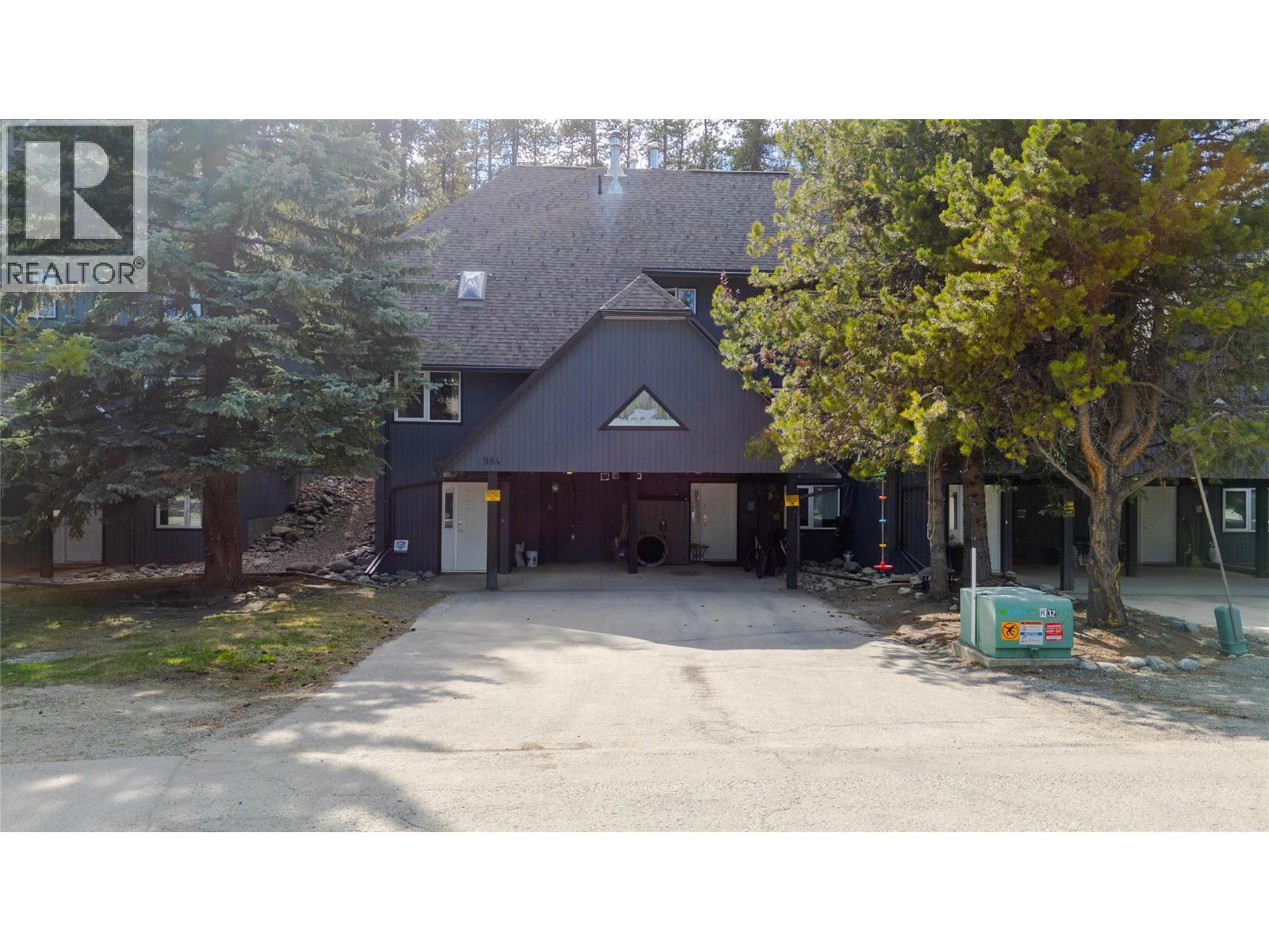 984 Dewdney Way, Kimberley, British Columbia V1A 3E9 - Photo 2 - 10387662
