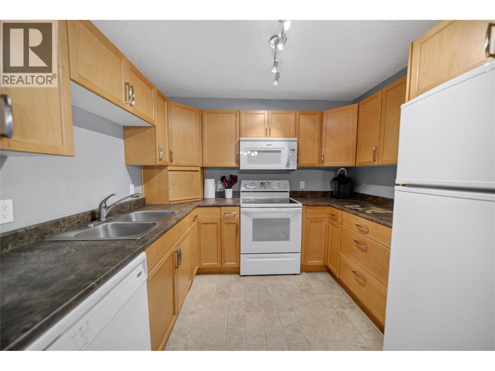 984 Dewdney Way, Kimberley, British Columbia V1A 3E9 - Photo 30 - 10387662
