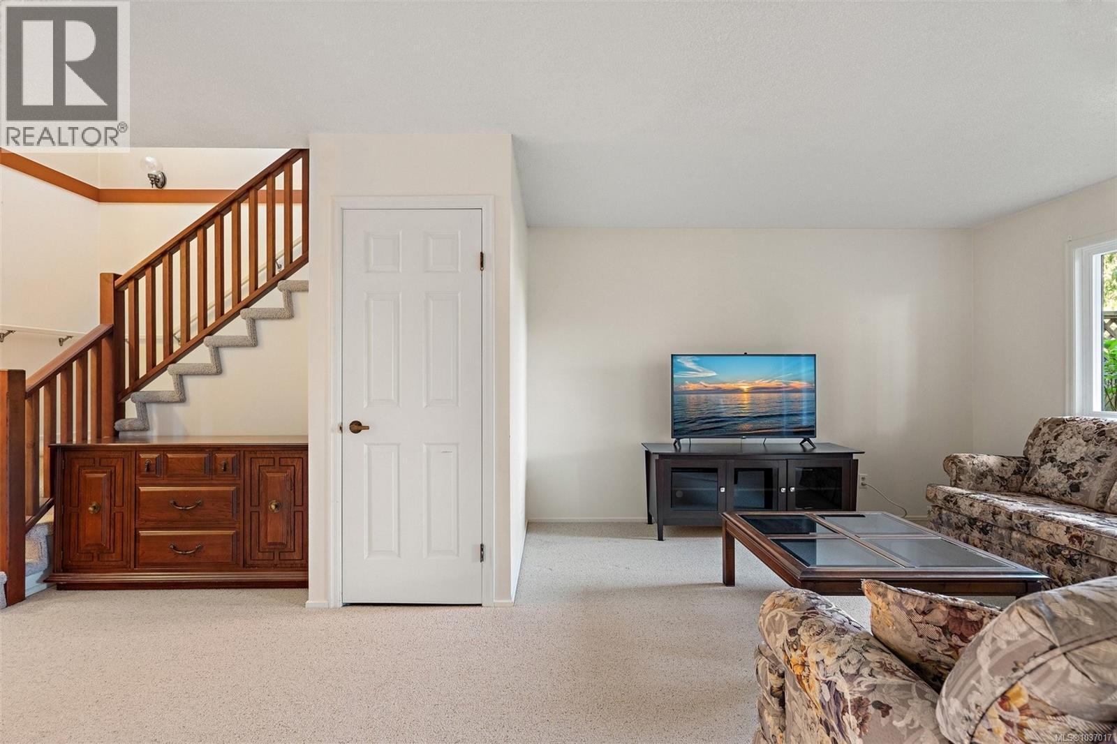 5 10008 Third St, Sidney, British Columbia  V8L 3B3 - Photo 11 - 1037017