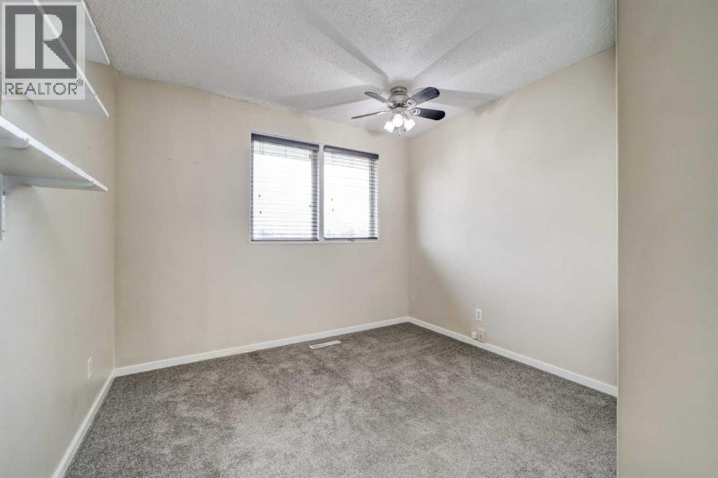 1216 Henderson Lake Boulevard S, Lethbridge, Alberta  T1K 3B7 - Photo 17 - A2309932