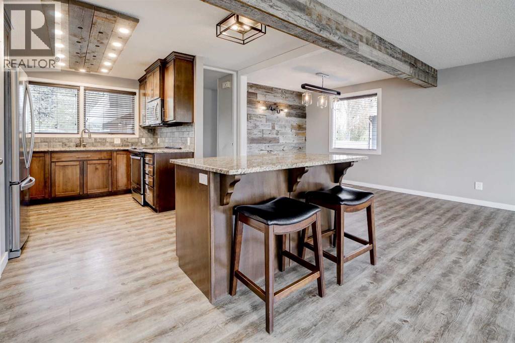 1216 Henderson Lake Boulevard S, Lethbridge, Alberta  T1K 3B7 - Photo 6 - A2309932
